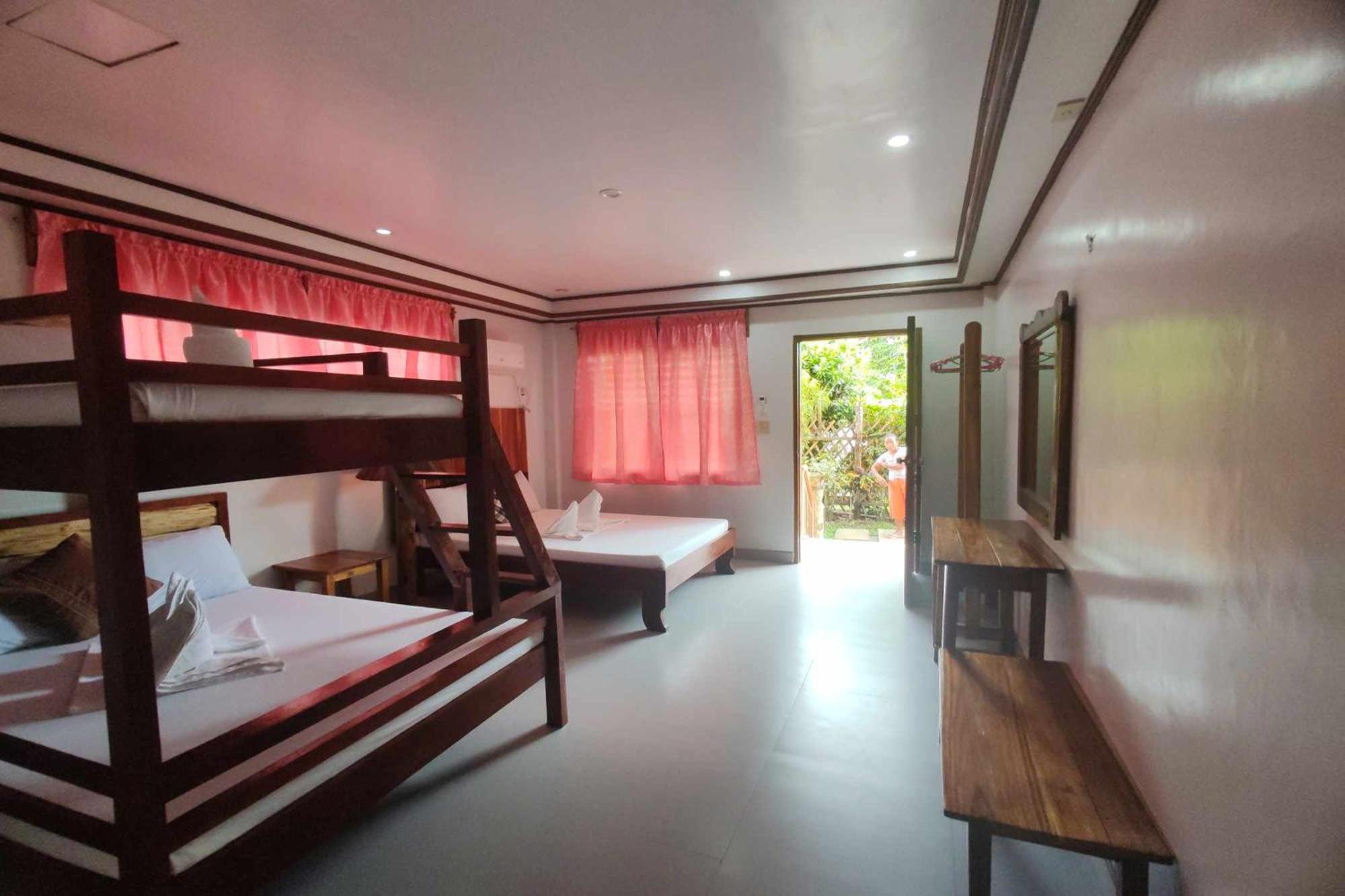 Summer Homes Beach Resort And Cottages Palawan Barton Экстерьер фото